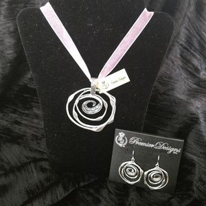 Premier Designs Silver Swirl Set